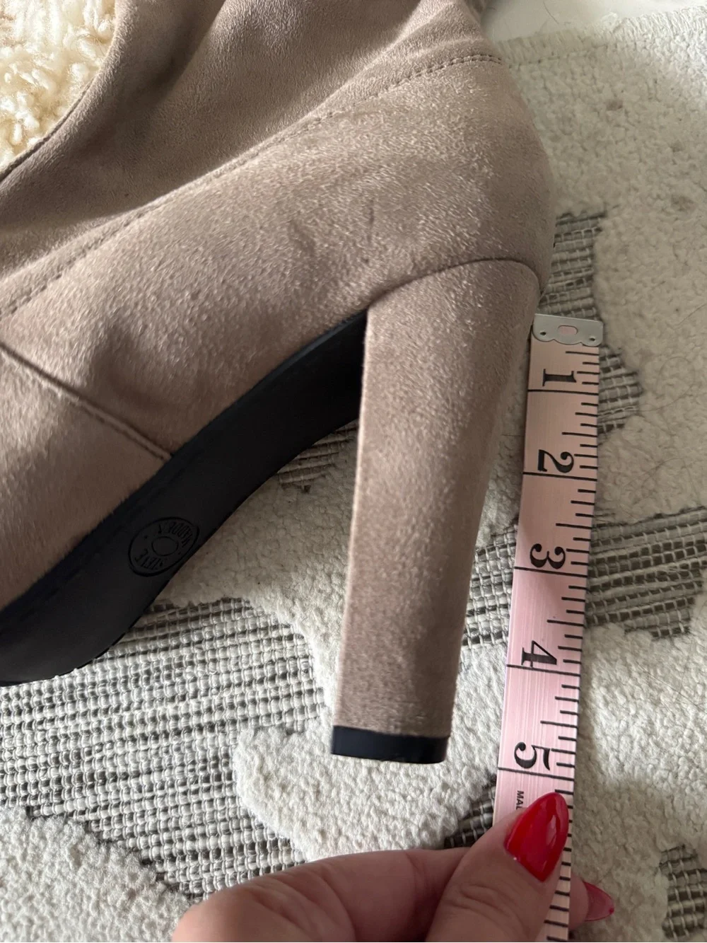 New Steve Madden “Gorgeous” Style Knee High Boots Taupe Size 10